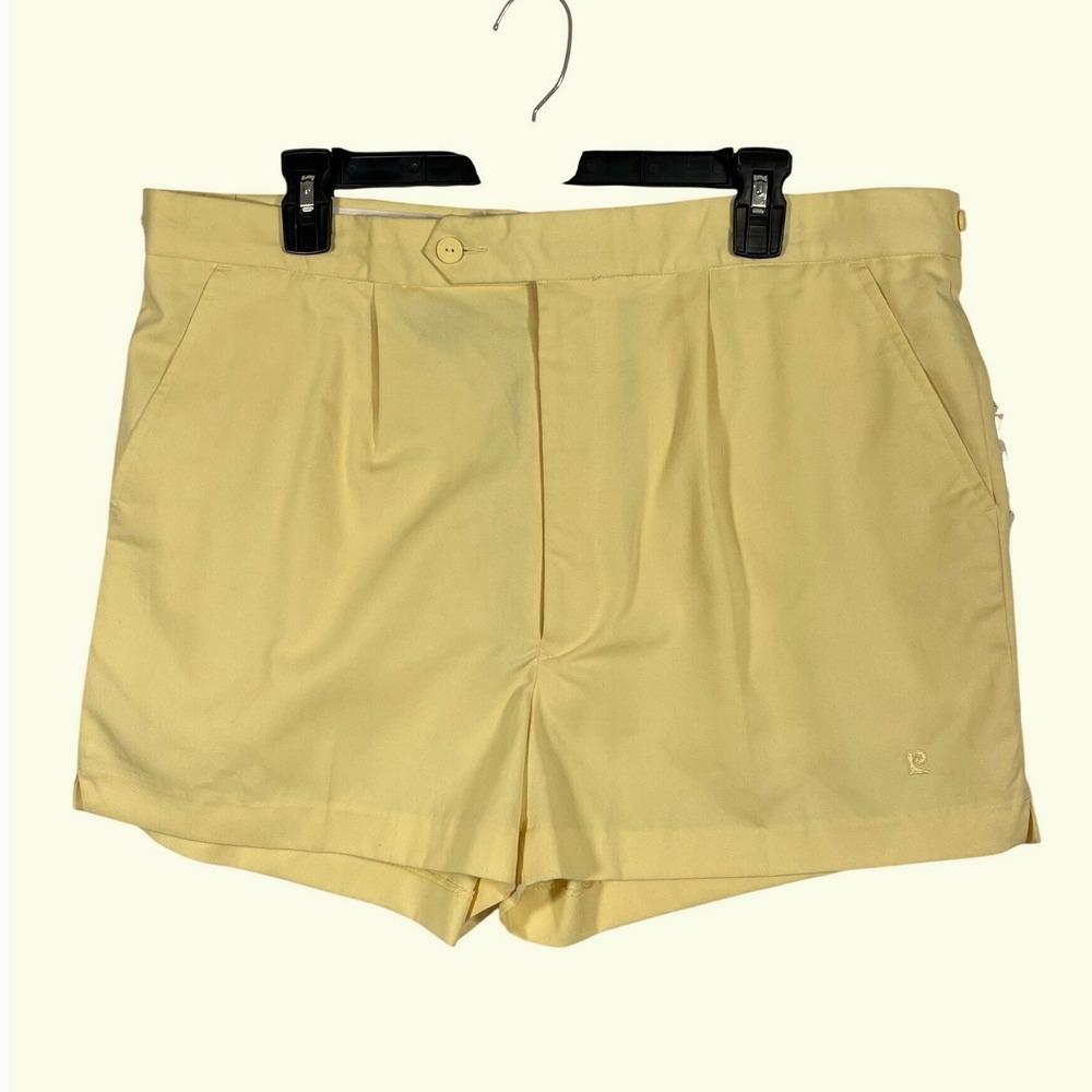 Pierre Cardin Pleated Shorts Mens 38 Yellow Vintage Embroidered Logo‎ Preppy